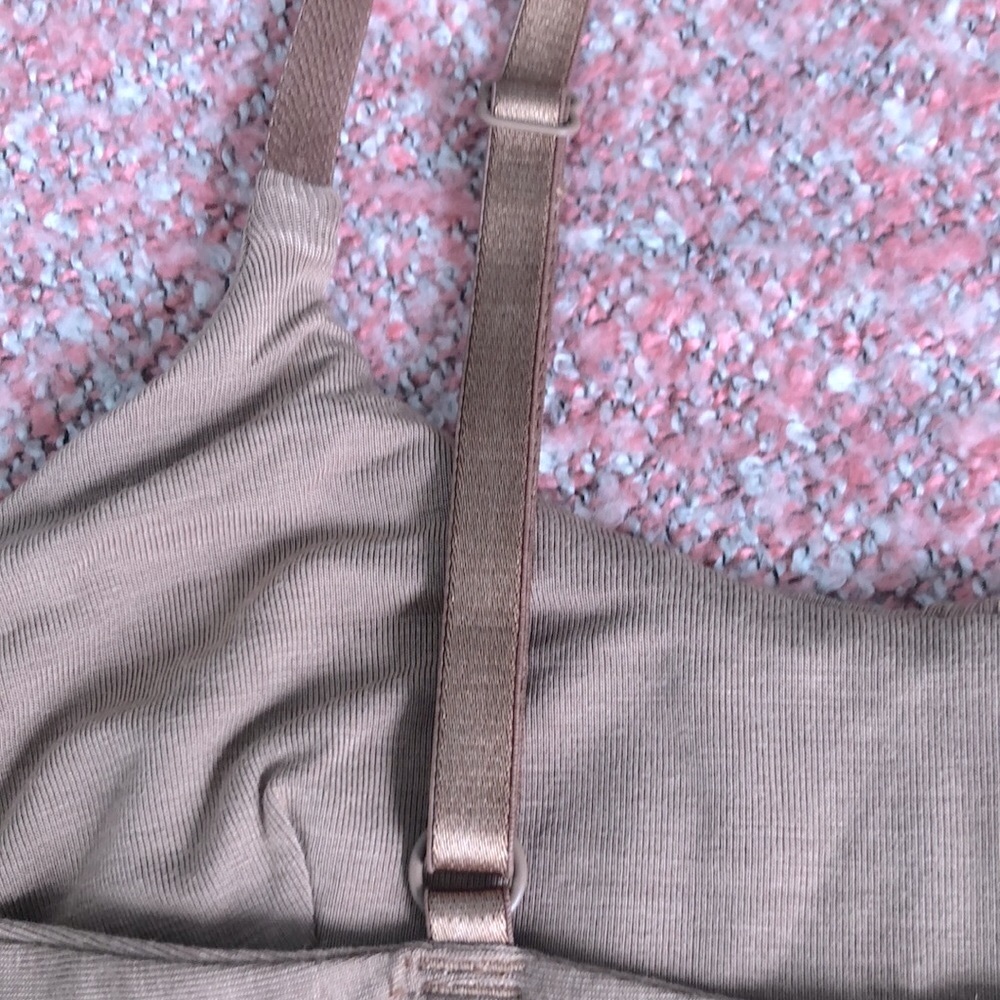 BAMBOO NWOT VINTAGE LOW CUT BRA - Picture 5 of 14
